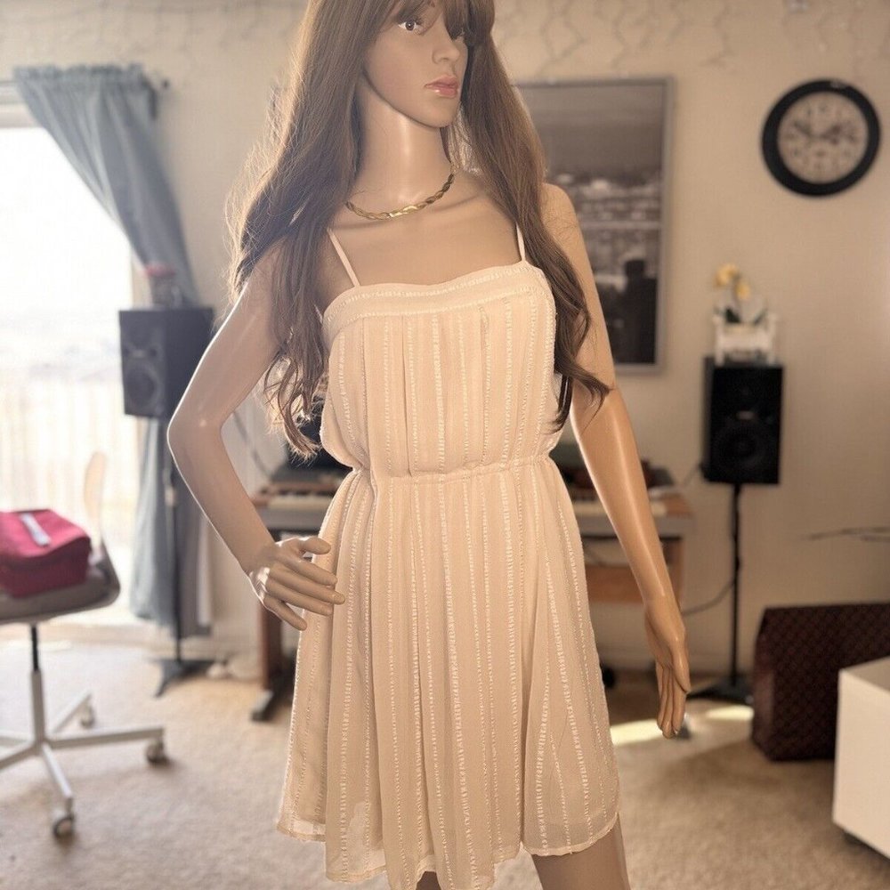 Forever 21 sleeveless beige mini dress